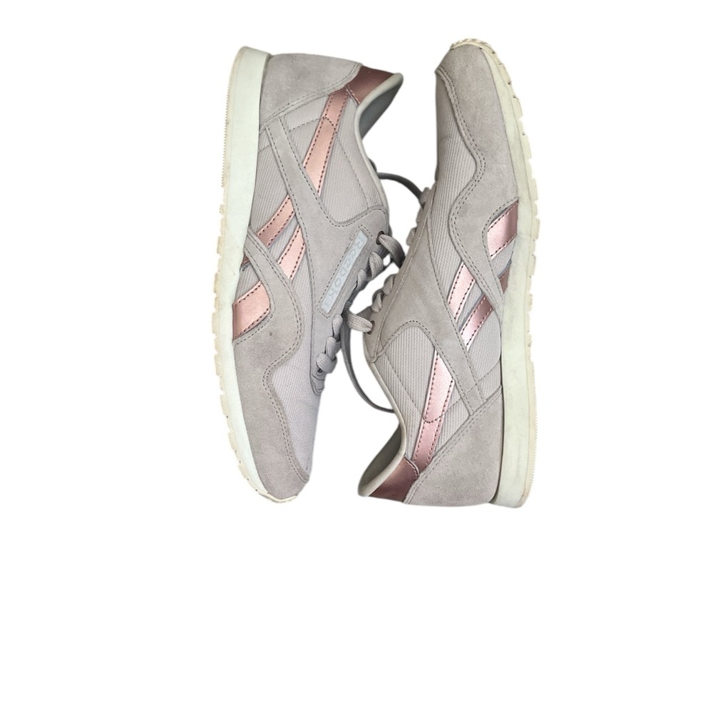 Reebok Women's Gray and Pink Sneakers